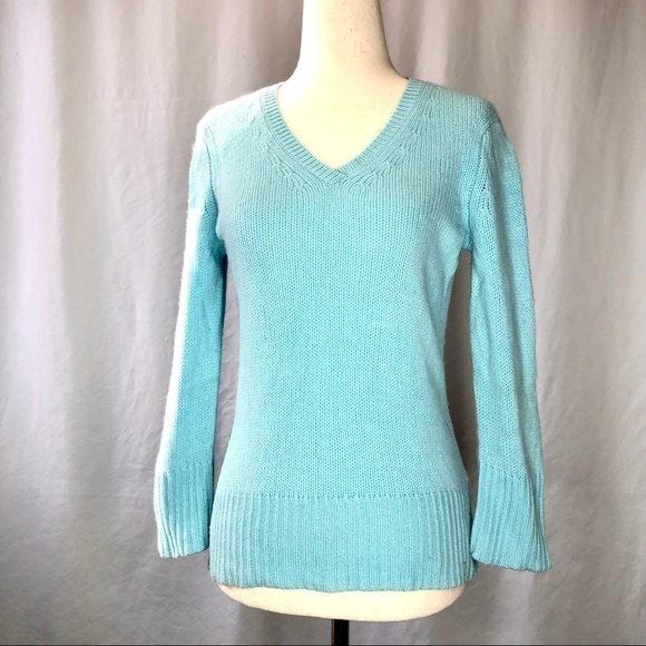 Sutton Studio Bloomingdale’s 100% cashmere robin’s egg blue v-neck sweater M - Picture 1 of 8
